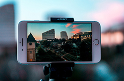 一条长标题资讯，这个标题会有一点长，可能会超出一行的区域